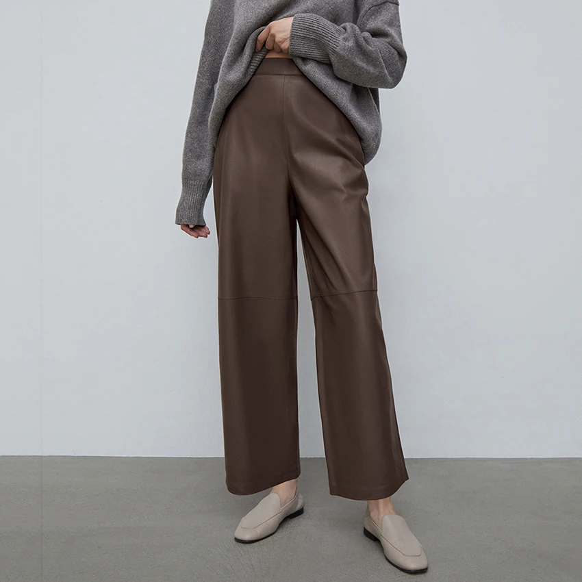 Chan מכנסיים ארוכים דמוי עור