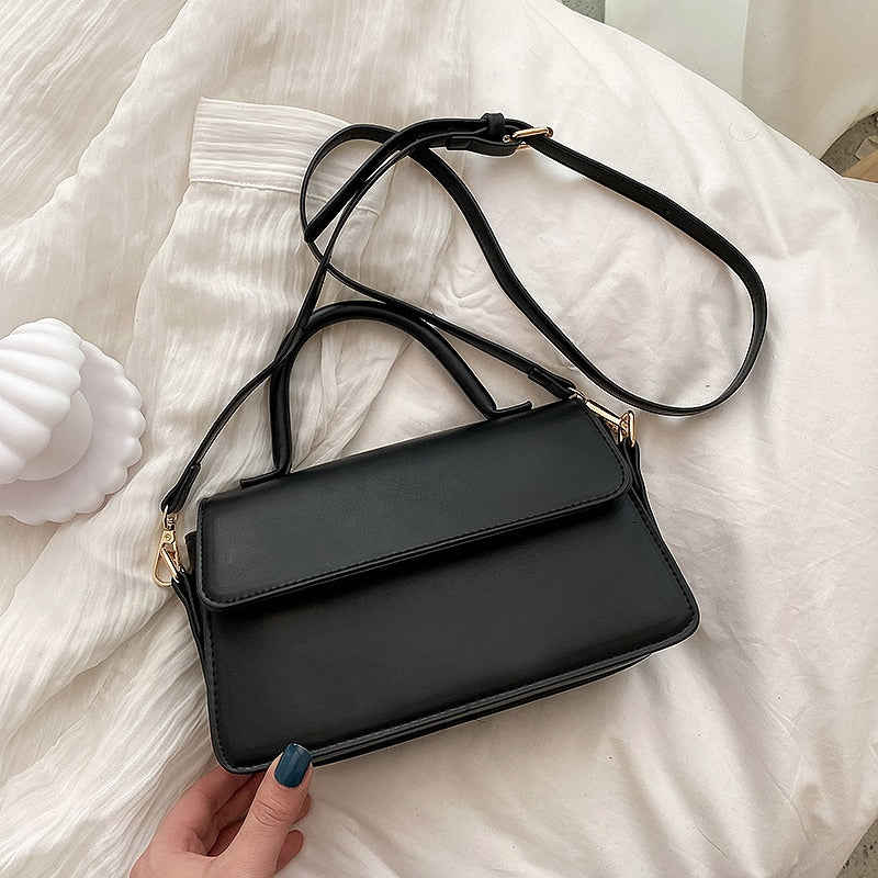 Lewis תיק צד דמוי עור