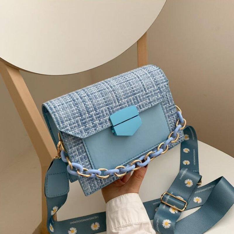 Chung תיק צד בשילוב שרשרת