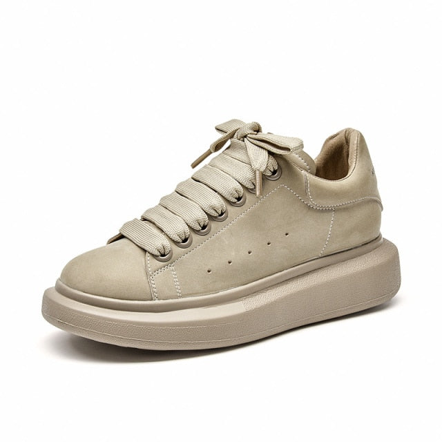 Zuma סניקרס פלטפורמה