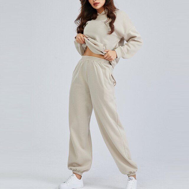 Nyomi חליפת טרנינג 2 חלקים